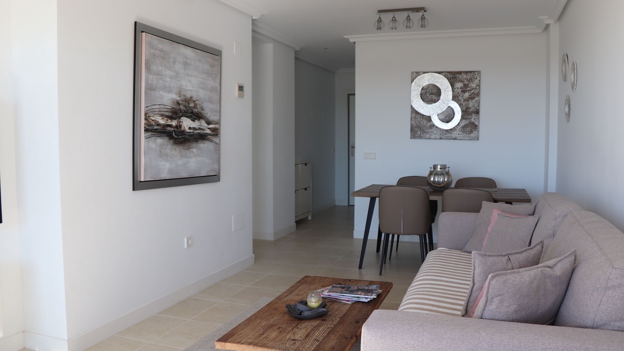 Photo of Livingroom in New Golden Mile