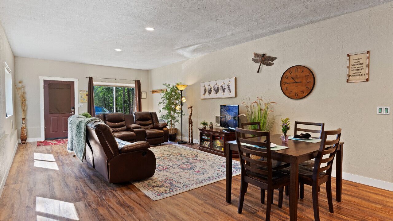 Photo of Others in Sagle