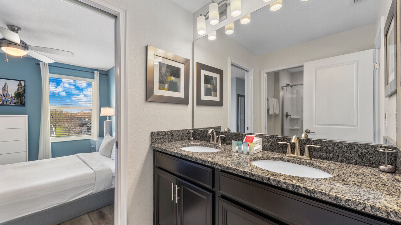Photo of Bathroom in Davenport