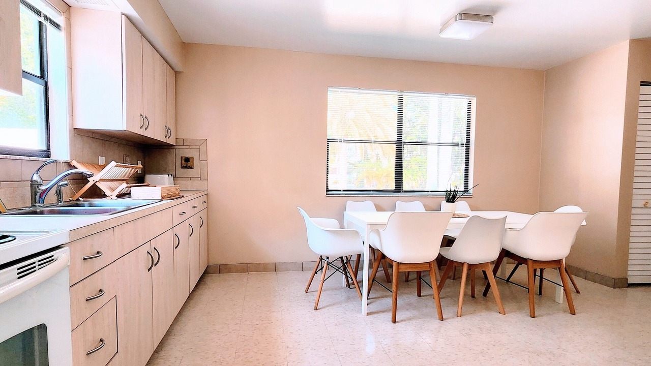 Photo of Kitchen in South Pinellas Community Council