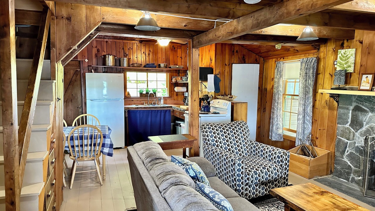 Photo of Livingroom in Fayette