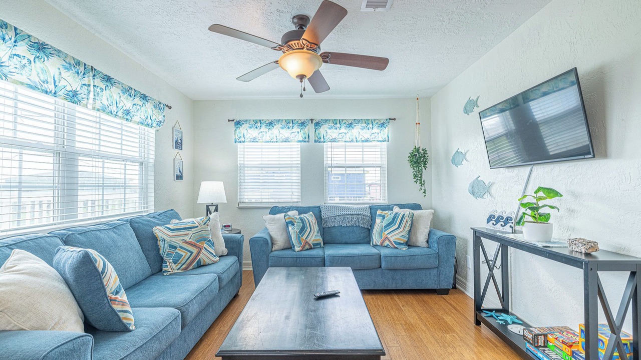 Photo of Livingroom in Surfside Beach