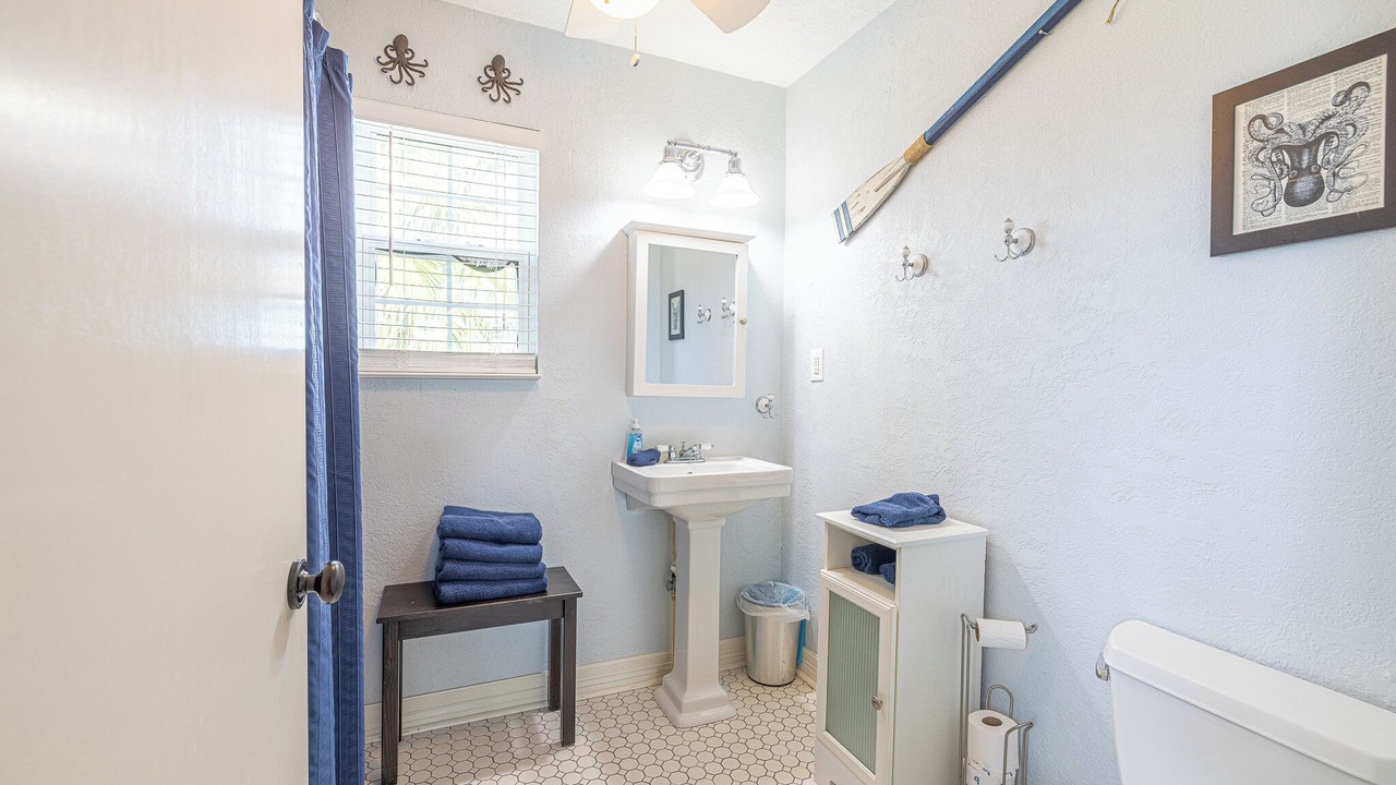 Photo of Bathroom in Surfside Beach
