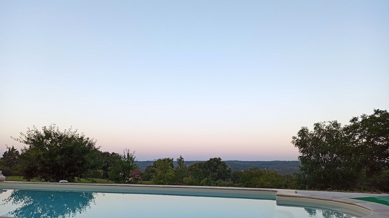 Photo of Outdoor in Thedirac