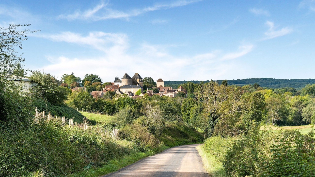 Photo of Others in Thedirac