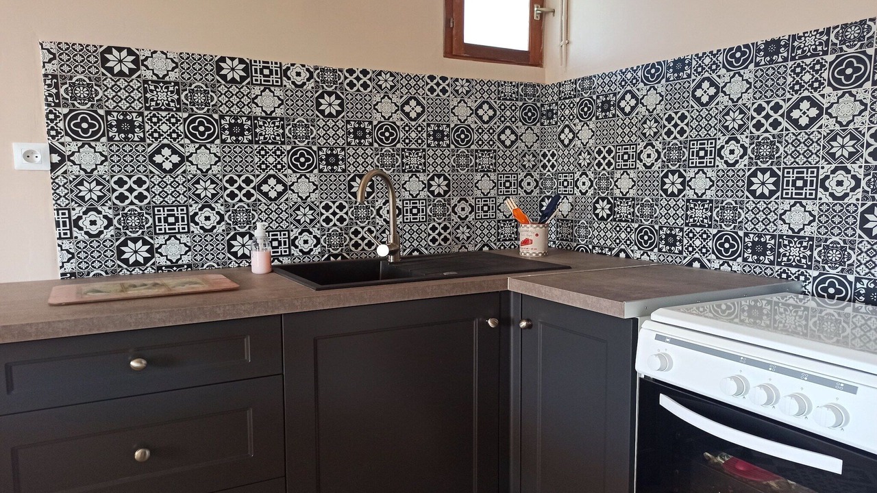 Photo of Others in Thedirac