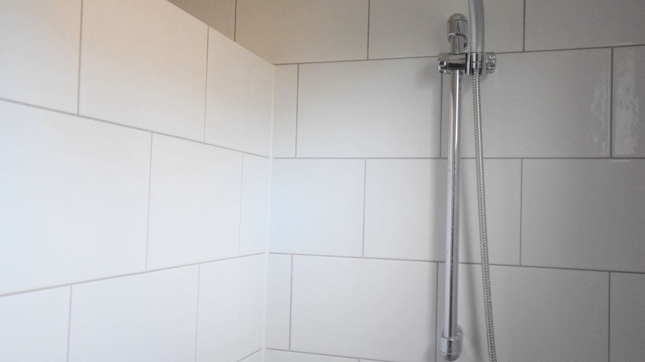 Photo of Bathroom in Tour-de-Faure