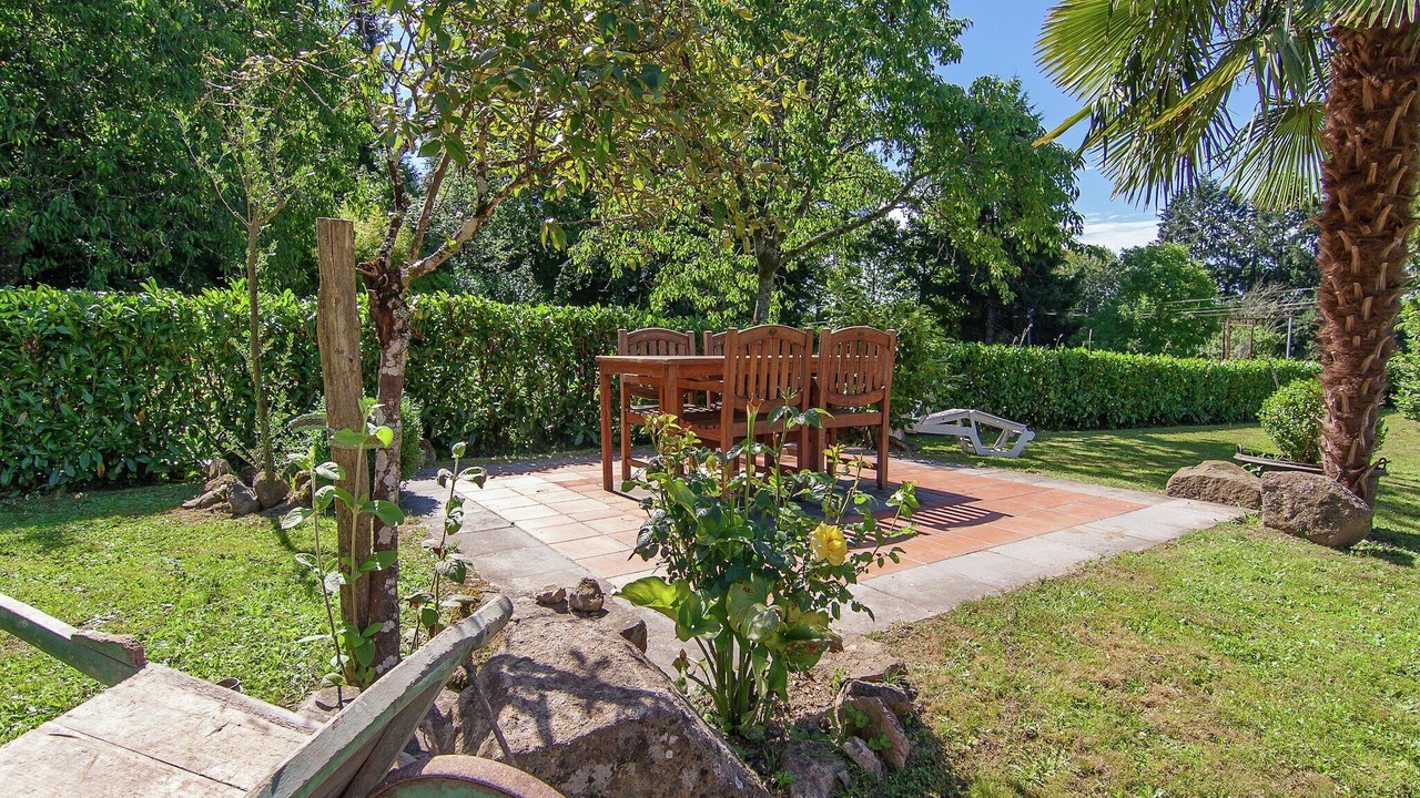 Photo of Patio Balcony in Roussines