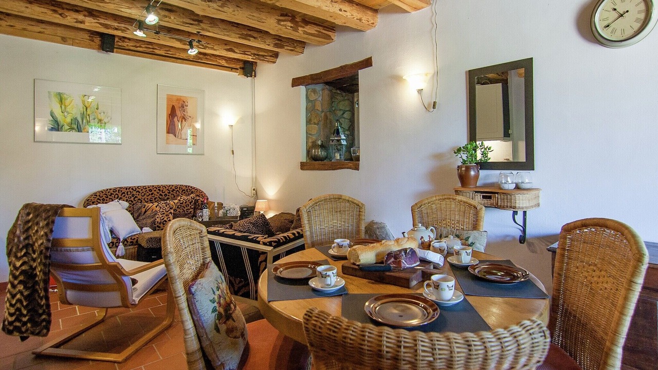 Photo of Livingroom in Roussines