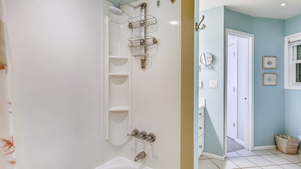 Photo of Bathroom in Spanish Grant