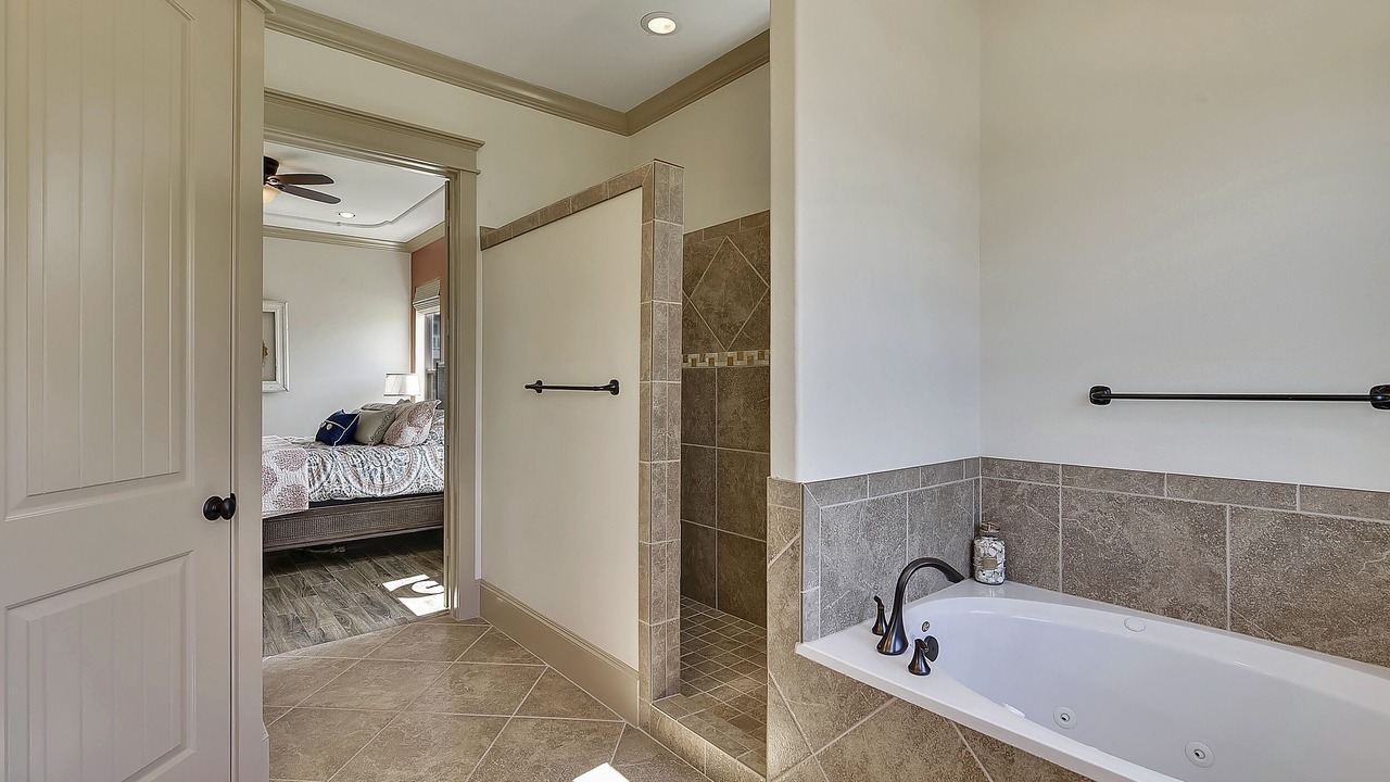 Photo of Bathroom in Beachside Village