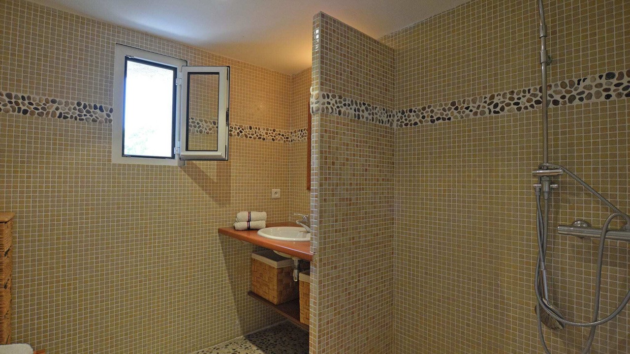 Photo of Bathroom in Saint-Mathieu-de-Treviers