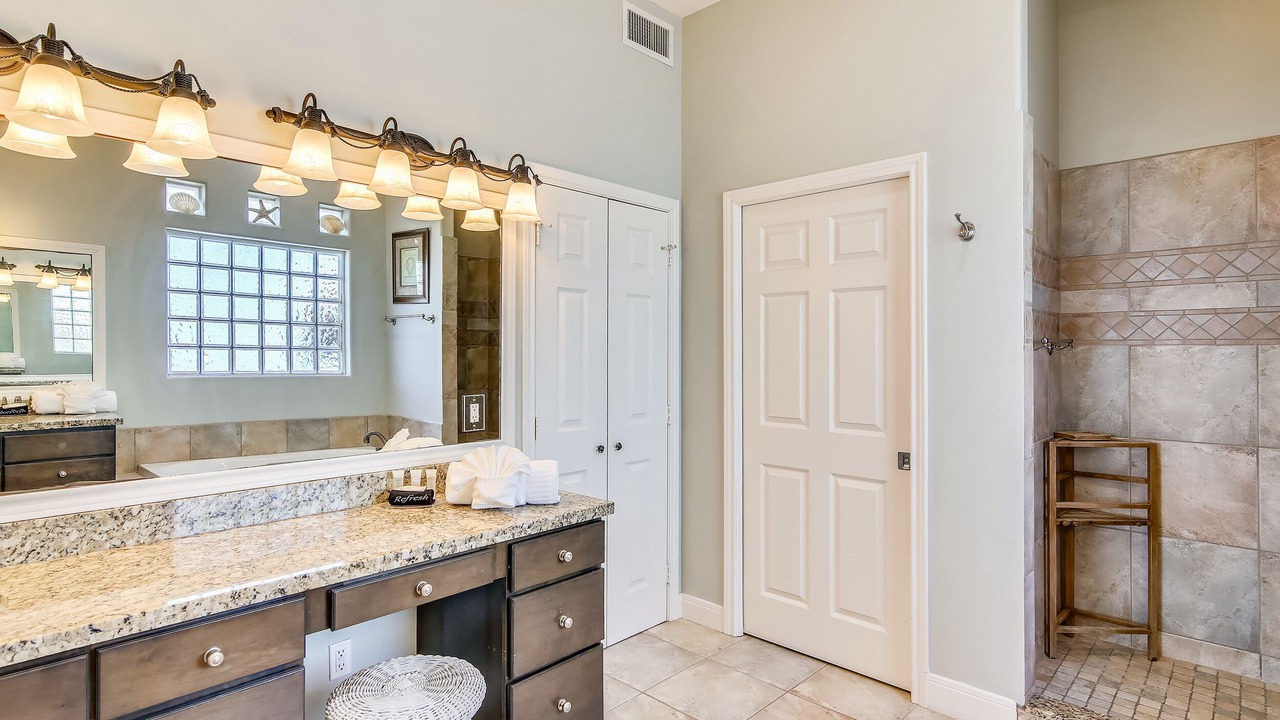 Photo of Bathroom in Beachside Village