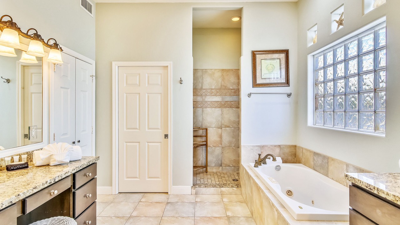 Photo of Bathroom in Beachside Village