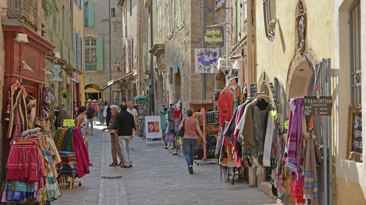 Photo of Others in Escales