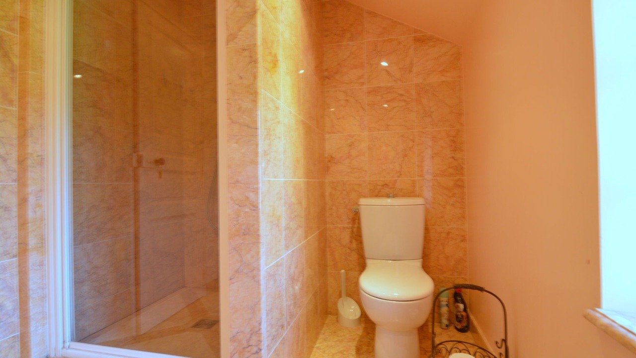 Photo of Bathroom in Vaux-sur-Seulles