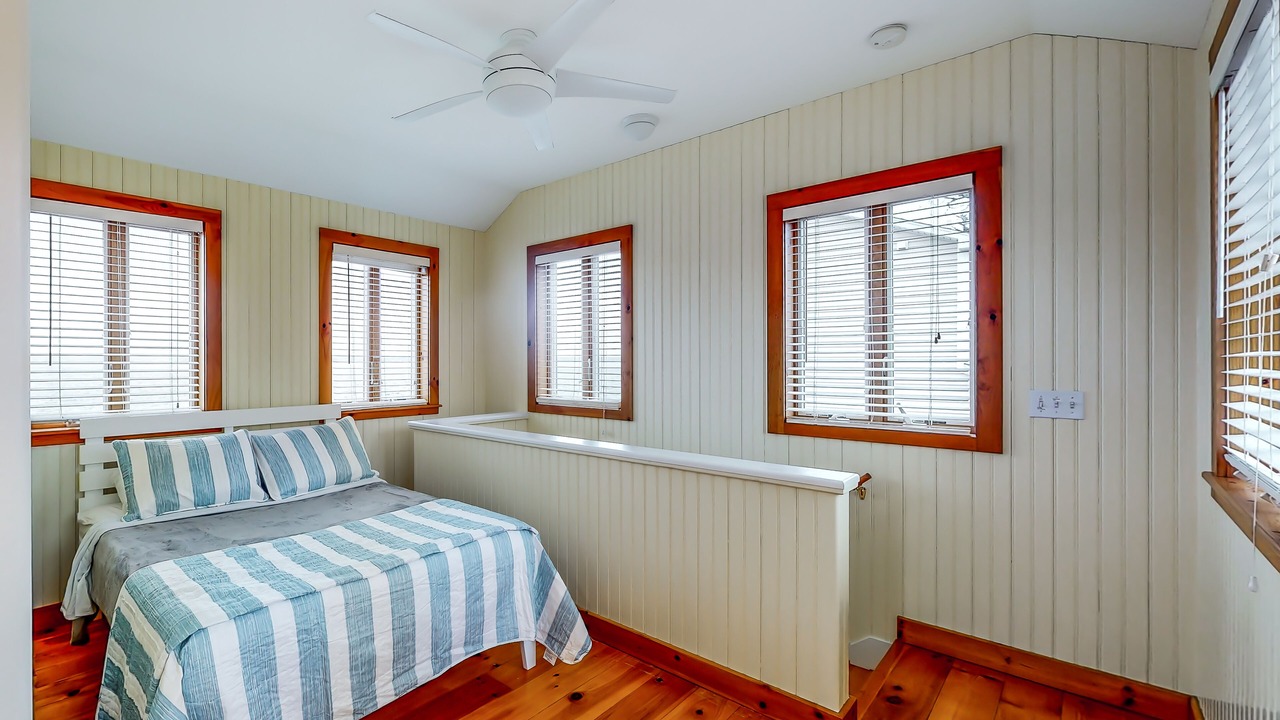 Photo of Bedroom in Surry