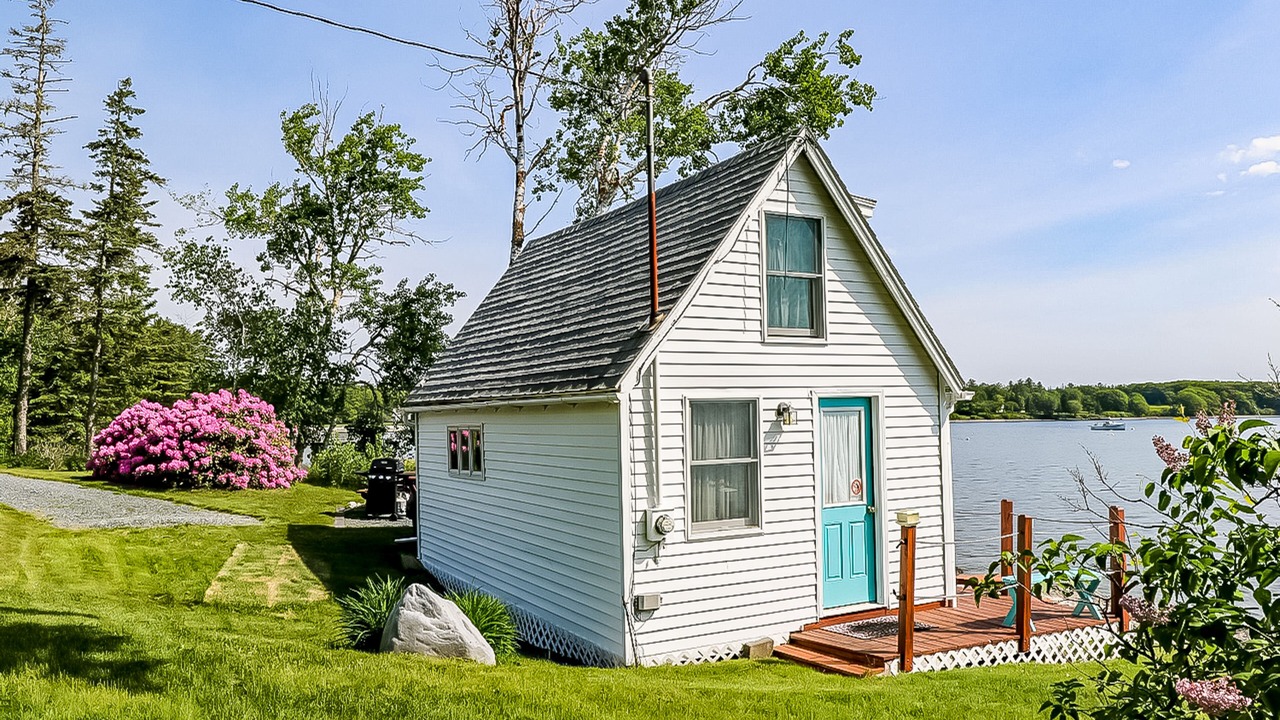 Photo of Outdoor in Surry