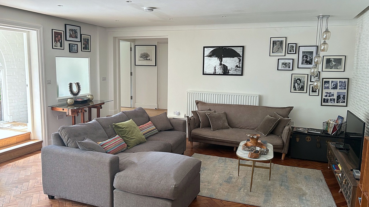 Photo of Livingroom in Frognal and Fitzjohns