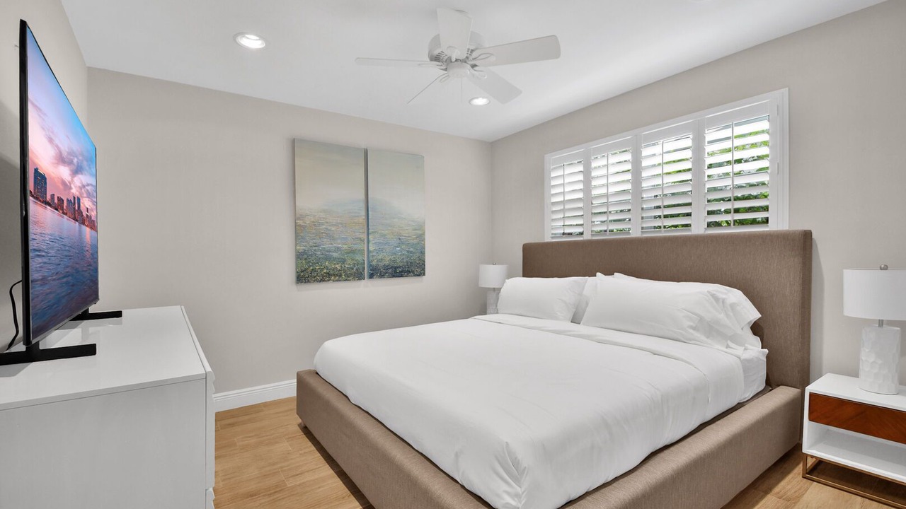 Photo of Others in Imperial Point