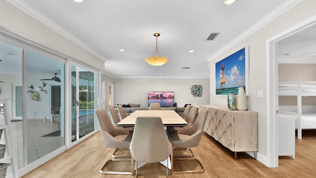 Photo of Others in Imperial Point