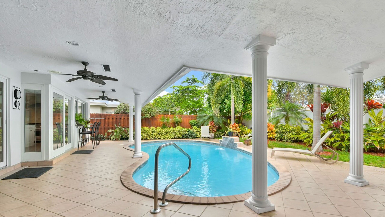 Photo of Outdoor in Imperial Point