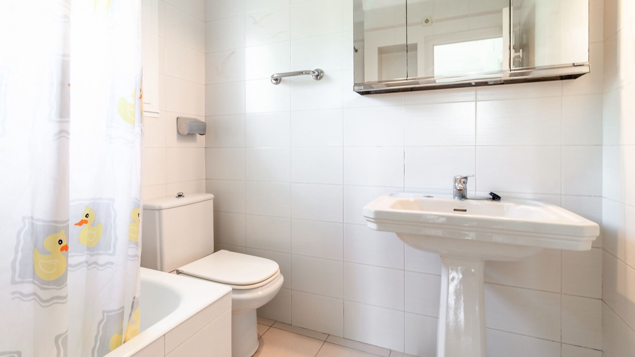 Photo of Bathroom in Llanca