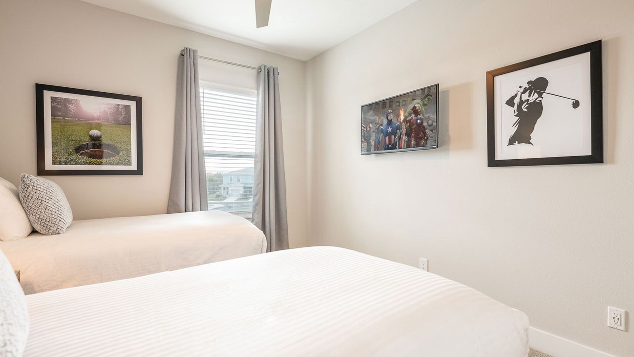 Photo of Bedroom in Bay Lake