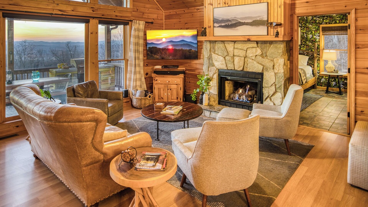 Photo of Livingroom in Blairsville