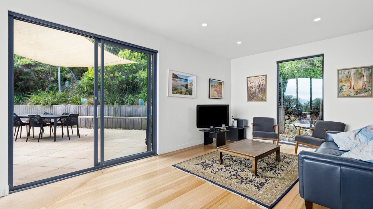 Photo of Livingroom in Eastern View