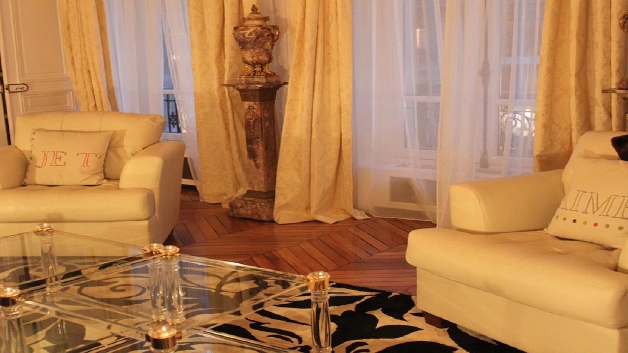 Photo of Livingroom in 6th Arrondissement