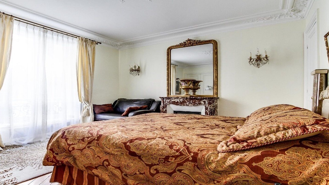 Photo of Bedroom in 6th Arrondissement