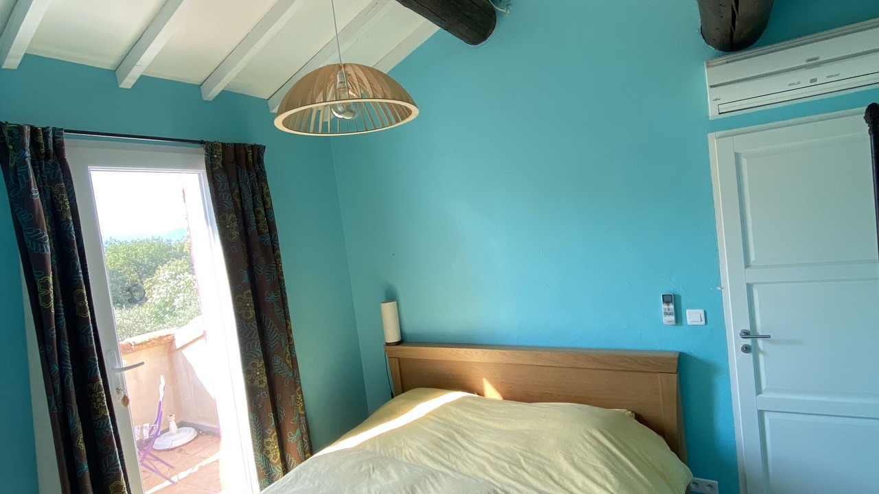 Photo of Bedroom in Cabrieres-d'Avignon