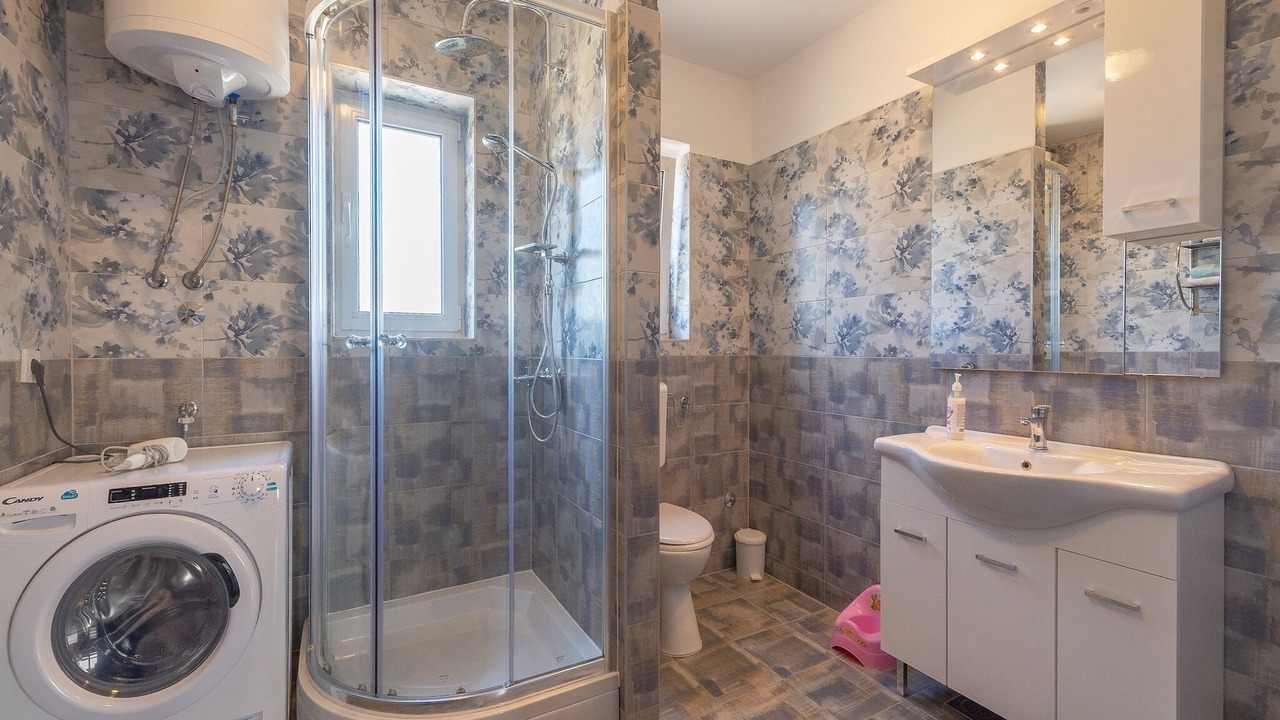 Photo of Bathroom in Lisicici