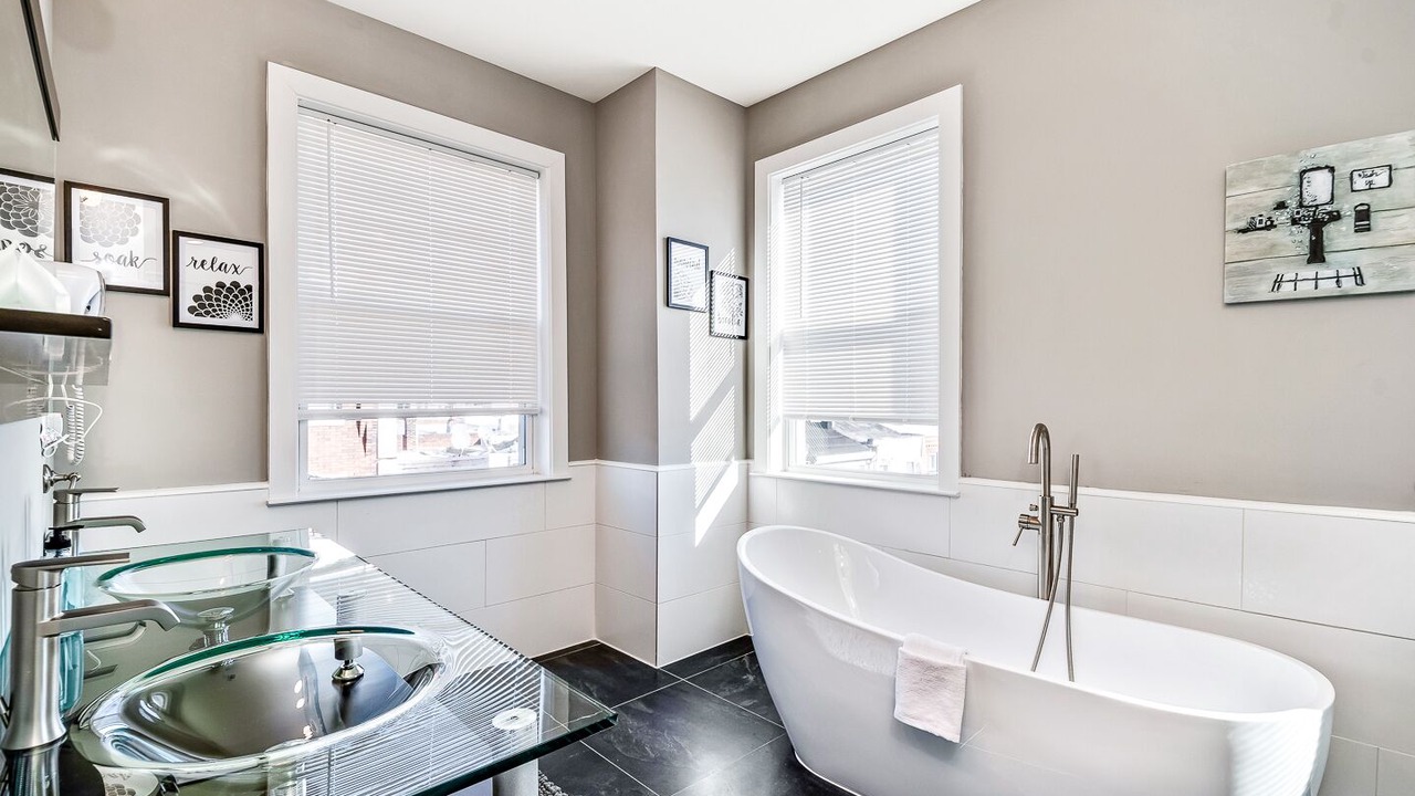 Photo of Bathroom in East Passyunk Crossing