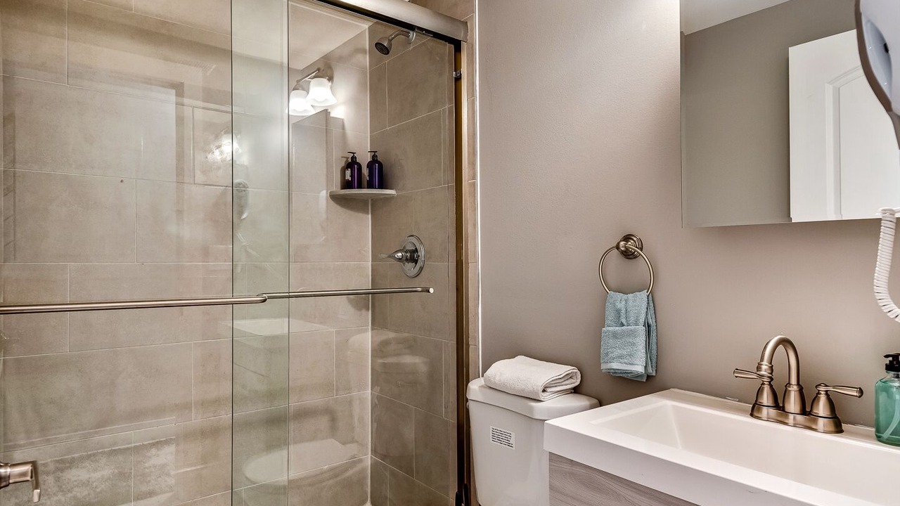 Photo of Bathroom in East Passyunk Crossing