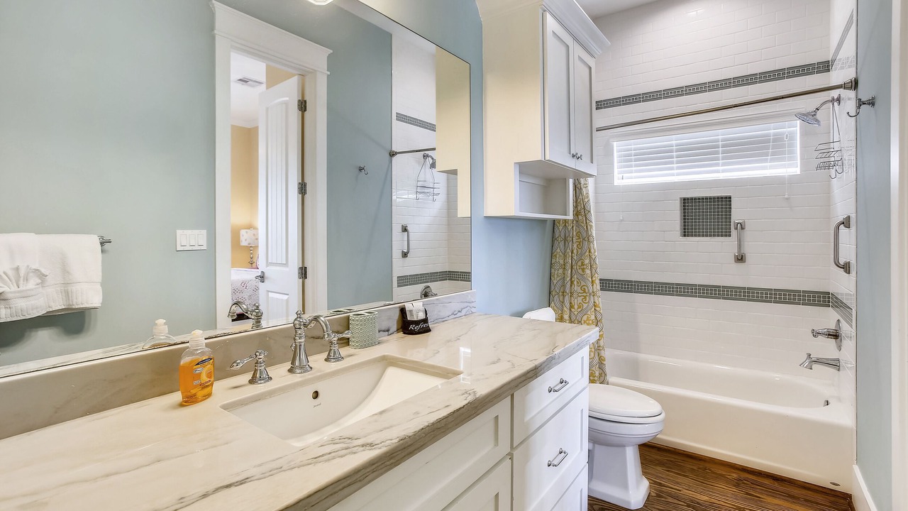 Photo of Bathroom in Miramar