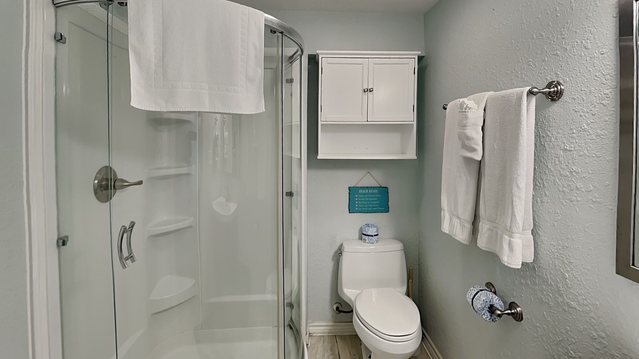 Photo of Bathroom in Jamaica Beach