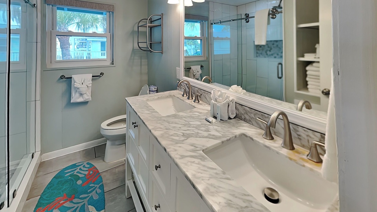 Photo of Bathroom in Jamaica Beach