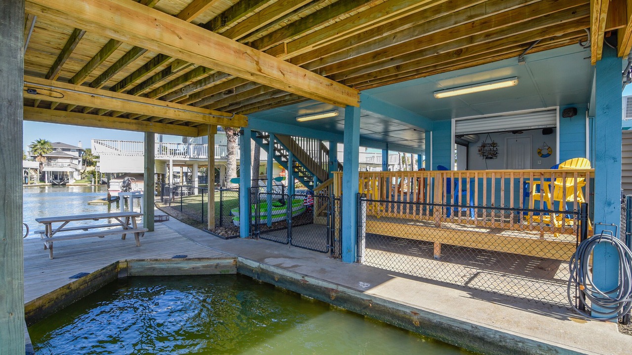 Photo of Outdoor in Jamaica Beach