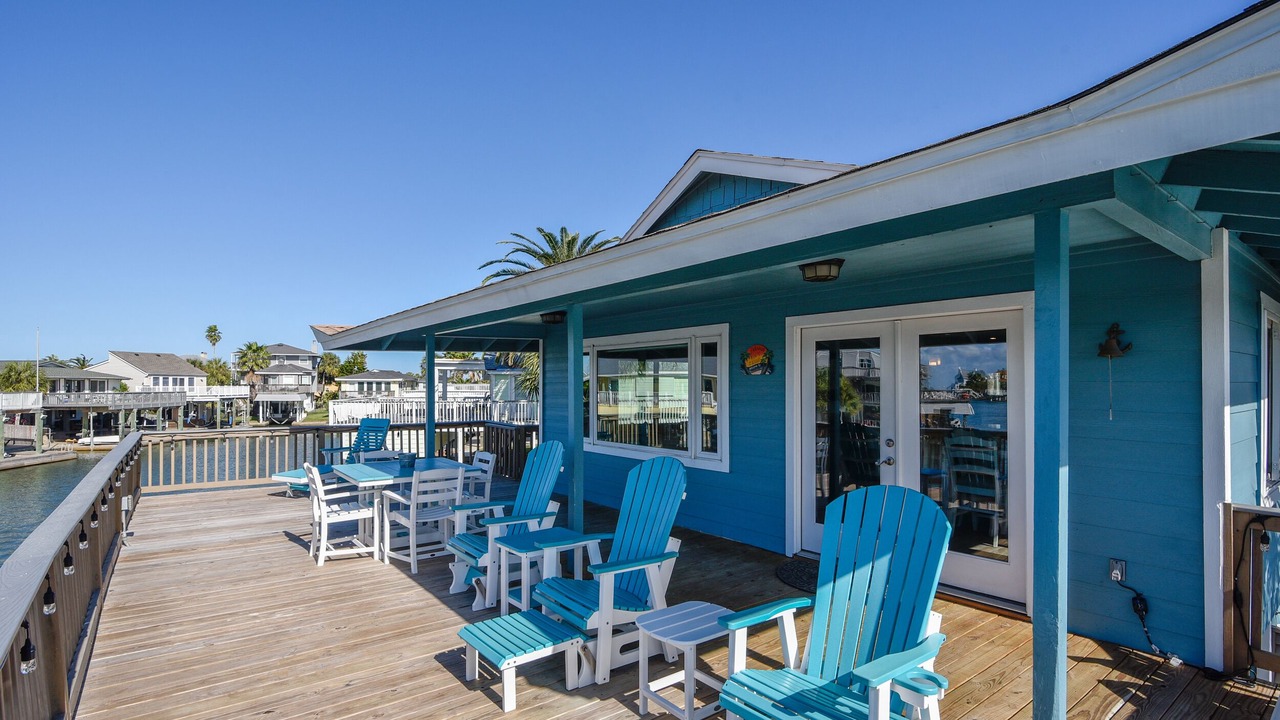Photo of Patio Balcony in Jamaica Beach