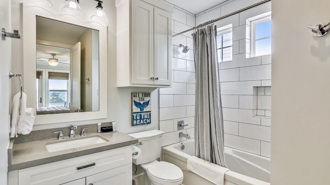 Photo of Bathroom in Beachside Village