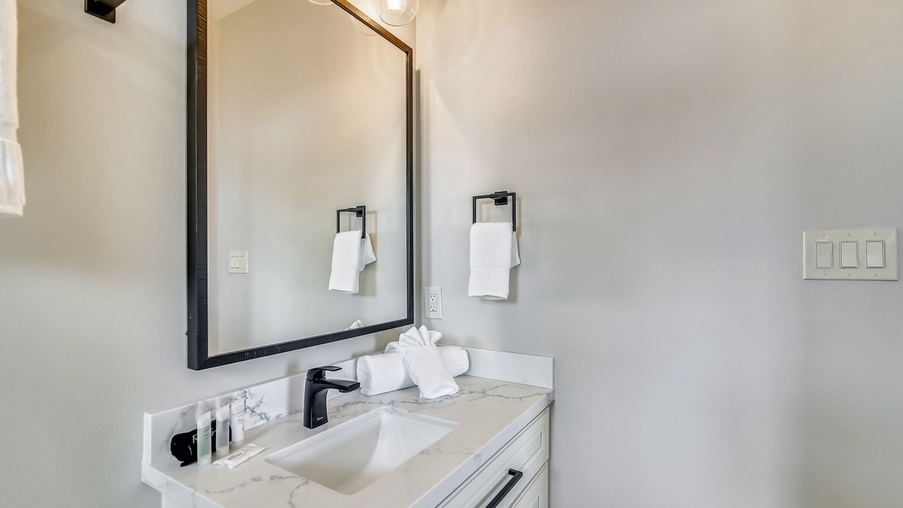 Photo of Bathroom in Jamaica Beach
