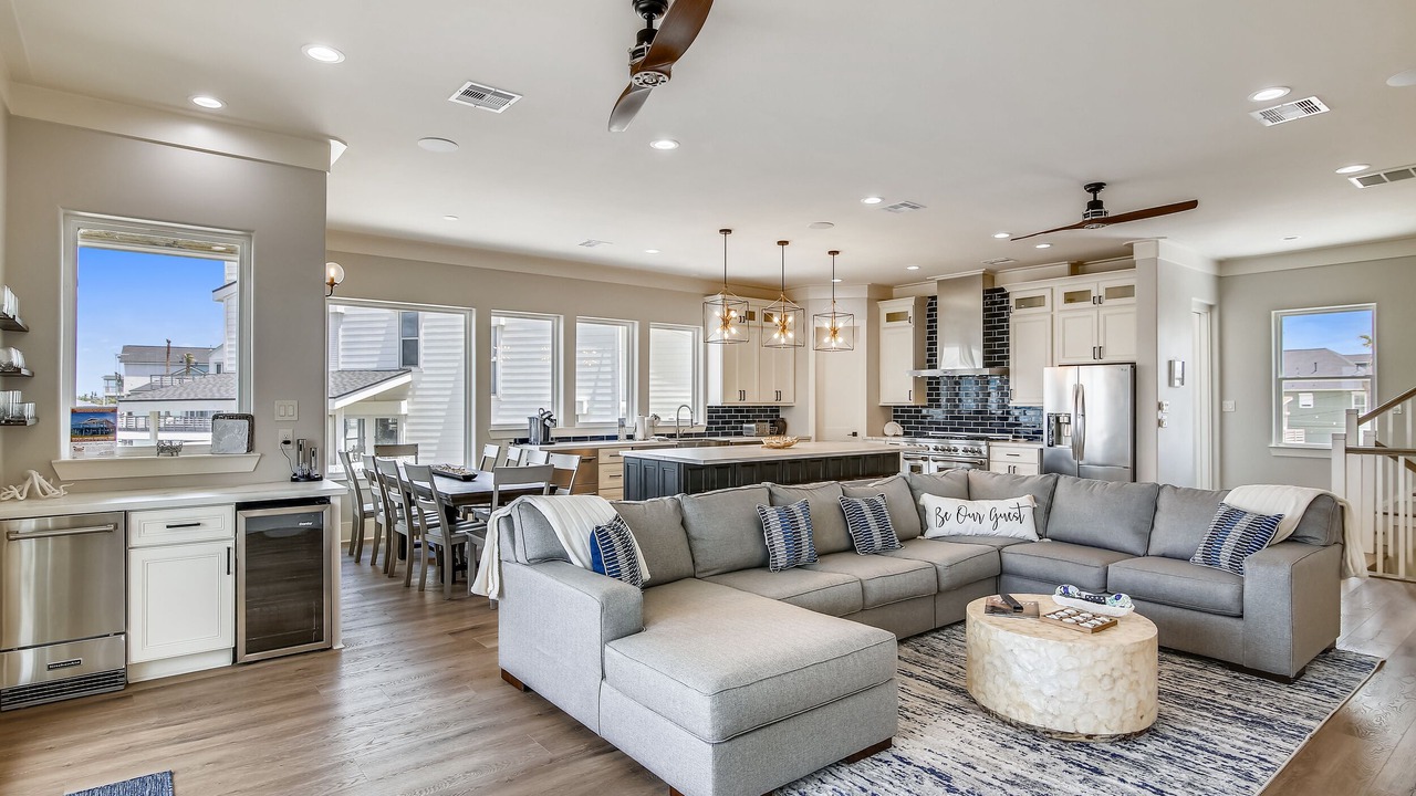 Photo of Livingroom in Jamaica Beach