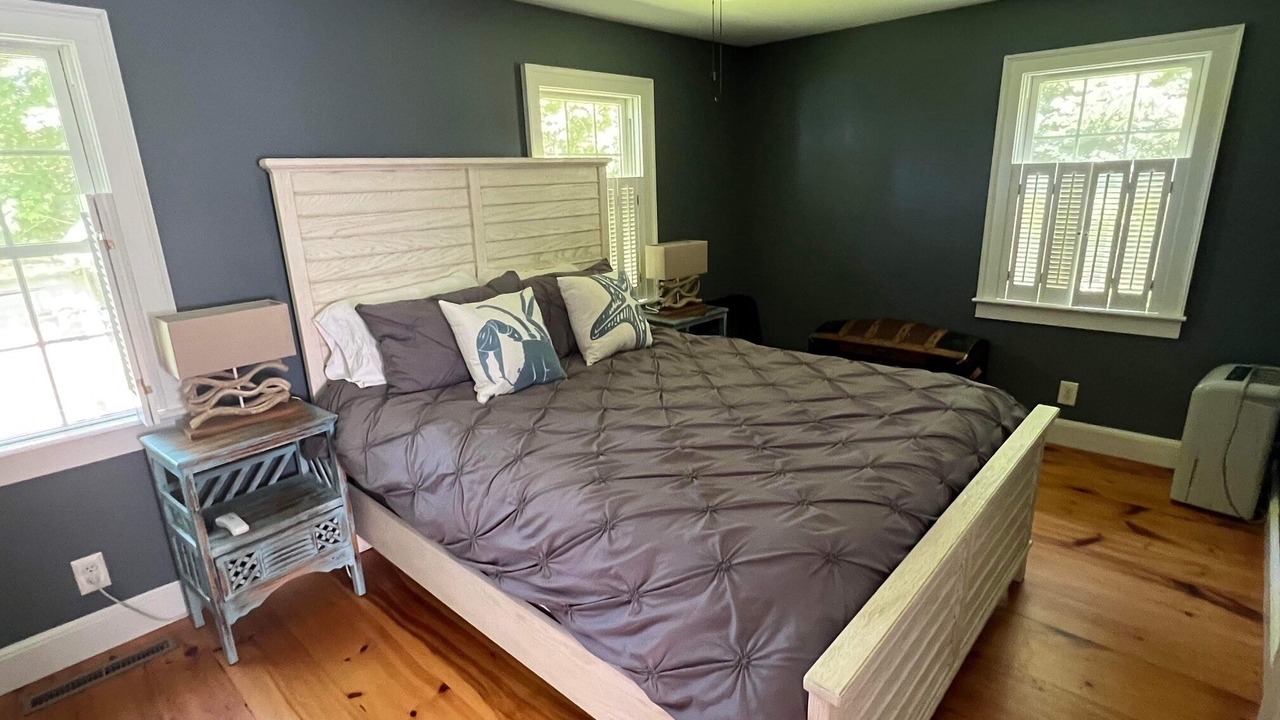 Photo of Others in Friendship