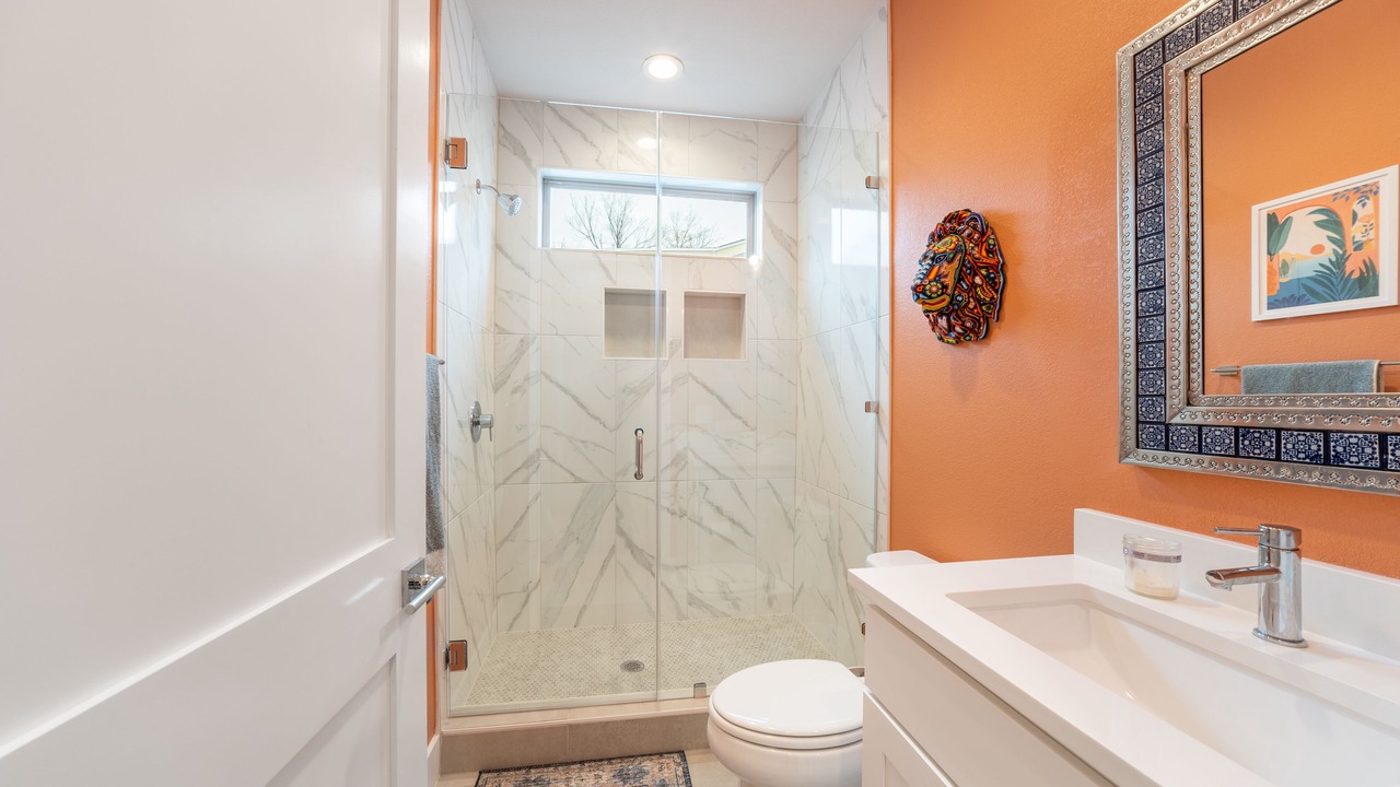 Photo of Bathroom in Govalle