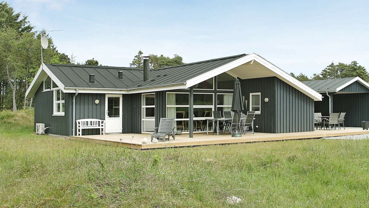 Photo of Outdoor in Skram