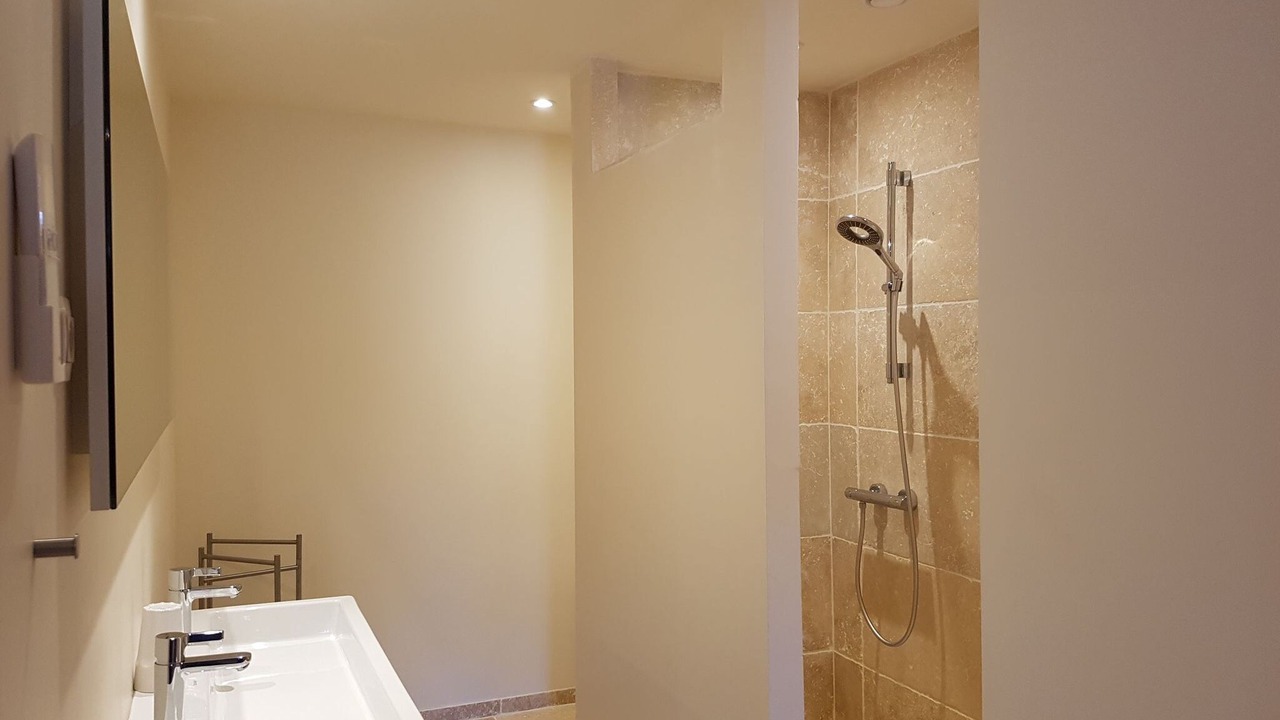 Photo of Bathroom in Villeseque-des-Corbieres