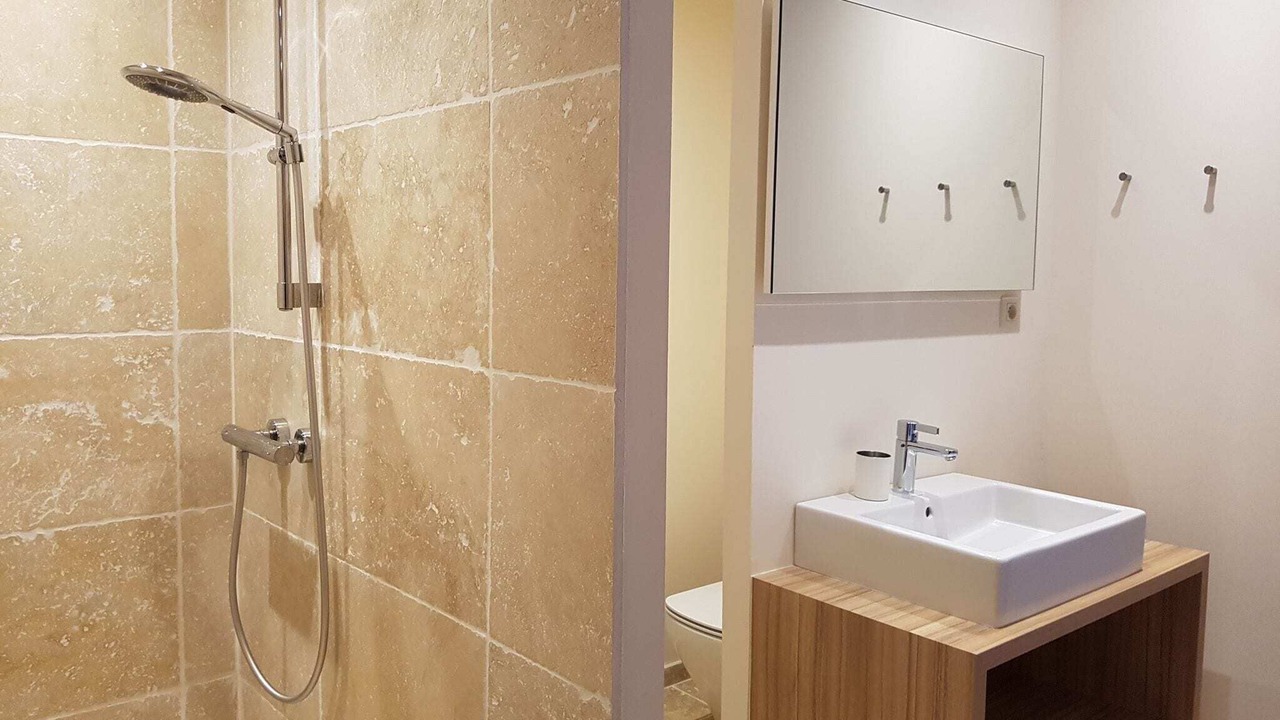 Photo of Bathroom in Villeseque-des-Corbieres