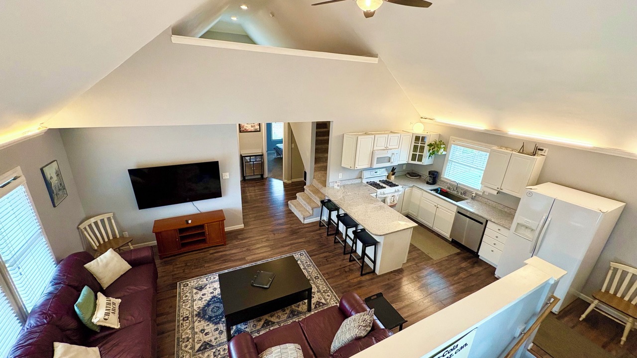 Photo of Livingroom in Chatham-Arch
